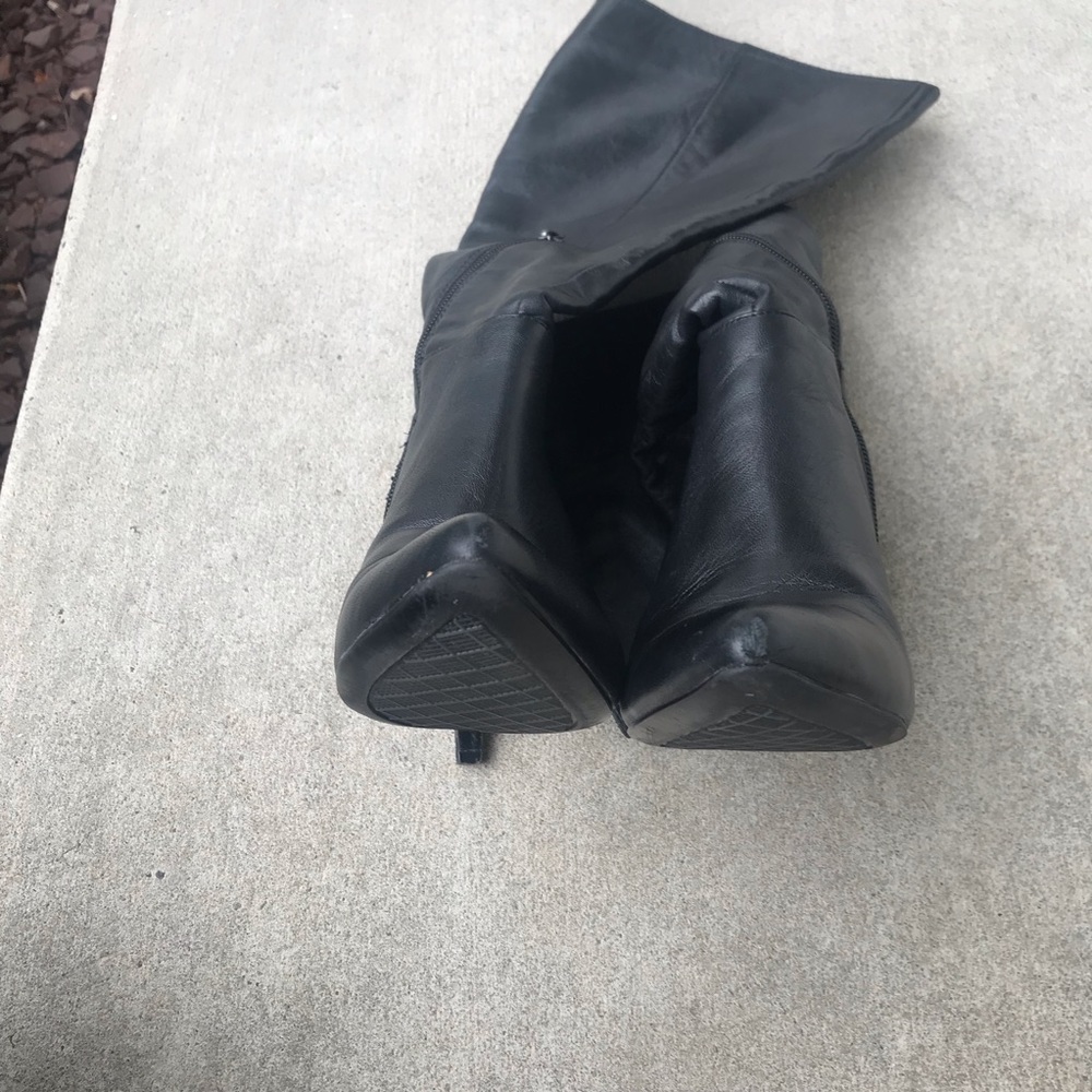 Calvin Klein size 6M Leather black boots - Picture 10 of 10